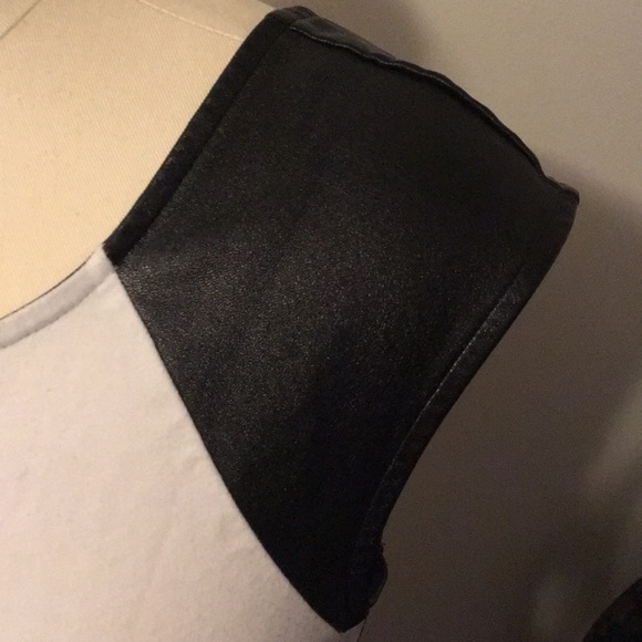 B&W top - Picture 2 of 5